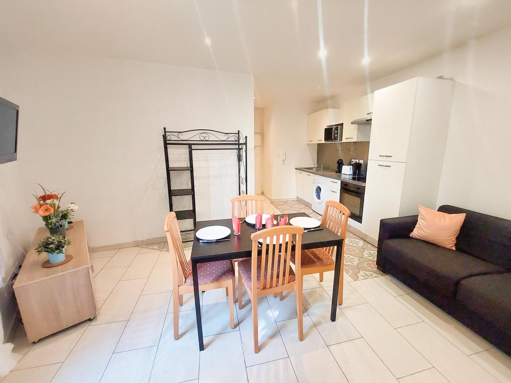 Charmant Appartement Pres Du Marche, Gare Et Port A 5Mn Тулон Экстерьер фото